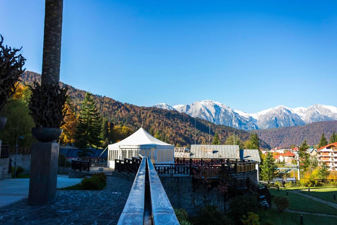 Отель Lux Garden Hotel Азуга-24