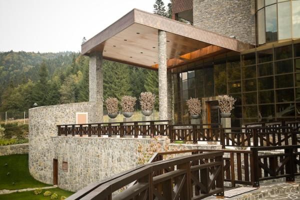 Отель Lux Garden Hotel Азуга-28