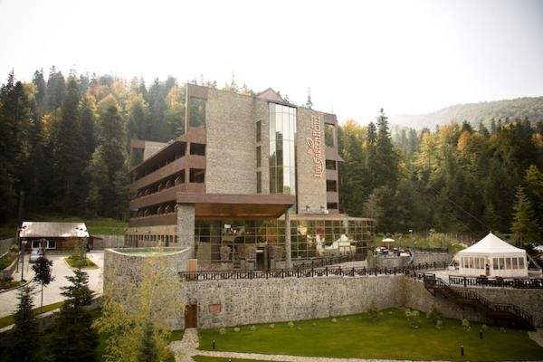 Отель Lux Garden Hotel Азуга-31