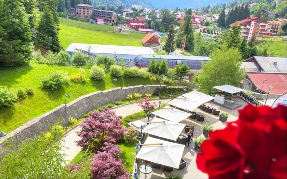 Отель Lux Garden Hotel Азуга-42
